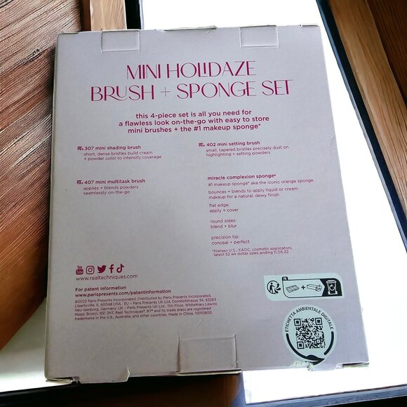 NIB BEAUTY BUNDLE OF 4 iTEMS. - Picture 5 of 10